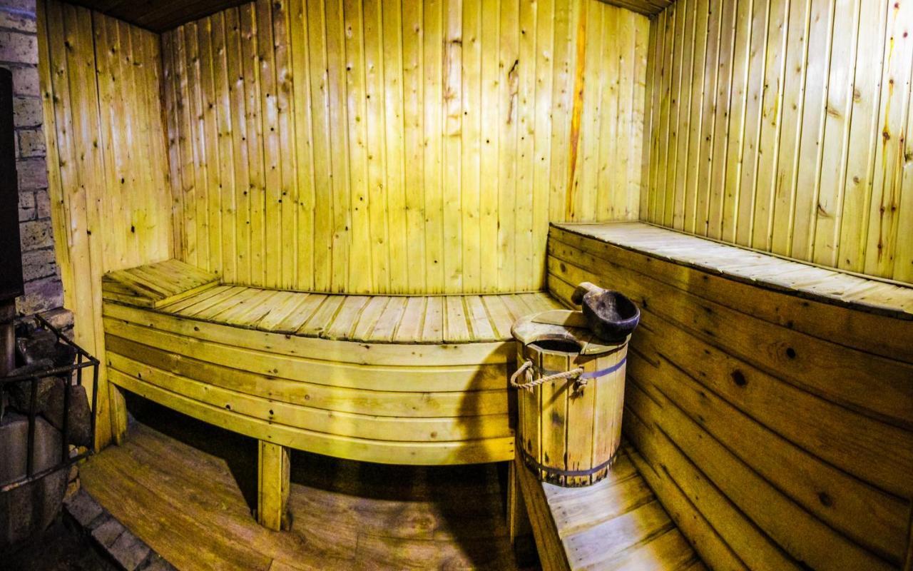Oazis Hotel Noratus Екстериор снимка