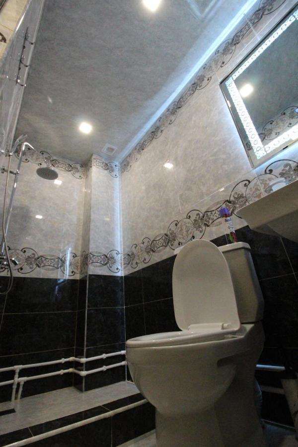 Oazis Hotel Noratus Екстериор снимка