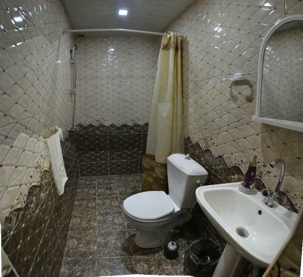 Oazis Hotel Noratus Екстериор снимка