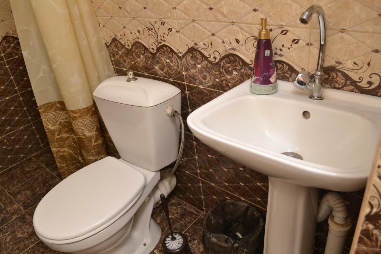 Oazis Hotel Noratus Екстериор снимка