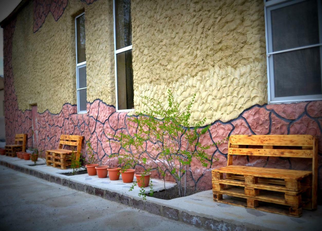 Oazis Hotel Noratus Екстериор снимка